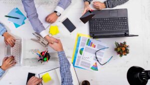 Read more about the article Master Macro in Excel 2025: The Ultimate Guide to Automate Your Work and Save 10+ Hours Weekly